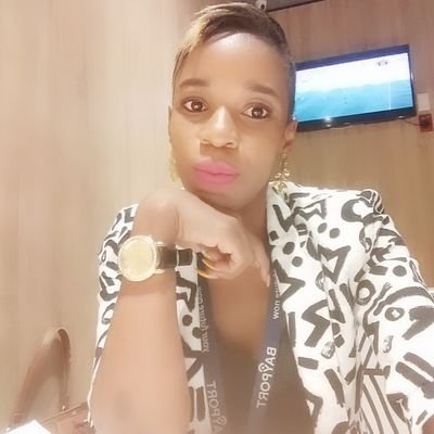 Vthobejane's profile picture. you have to know me to know the real me