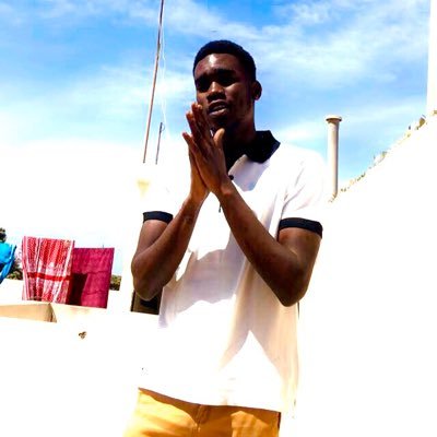 AugusteUthman's profile picture. Humble Africain# casse-pied. Casse-tête ✌🏾🤗. Burner Man💯🖇