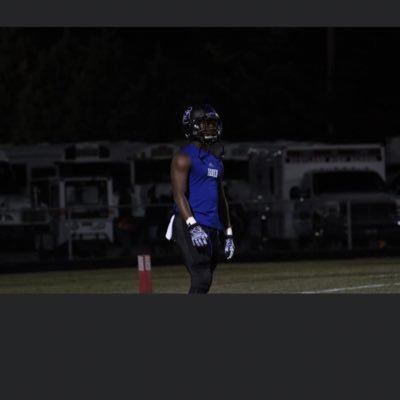 5’9 205 Running back @ Scotland High School 🏴 | Class of ‘22 👨🏾🎓