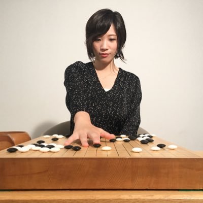 囲碁棋士の謝依旻です！よろしくお願いします(^-^)/Instagramもやってます✨https://t.co/df3bHYpQIU