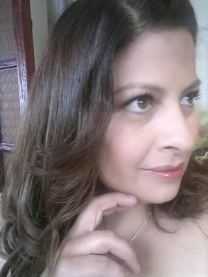 vivianavaras4's profile picture. viviana