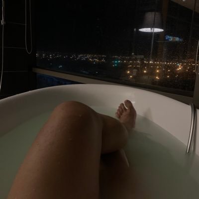 lSPco1OBEKZo1h3's profile picture. 175/85/46/1/雙，新北三重，新莊🔞未成年🔞請勿觀賞，（需有大人陪同）？！