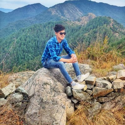 lucky_dimri's profile picture. 