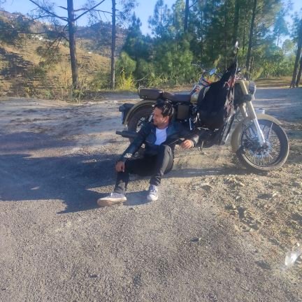 JeetuBisht1's profile picture. जब तक ज़िन्दा रहूँगा सिर्फ़ जय श्रीराम कहूँगा