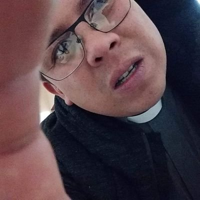 Sacerdote  Católico, Misionero Servidor de la Palabra, Amante de la Verdad que es Cristo...