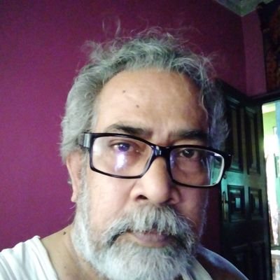 Editor of literary magazine.
National award winner Author.
https://t.co/IbhT3CBSMo
