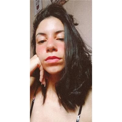 Uma paulista que fala anem, ama pamonha com queijo e não gosta de pequi.