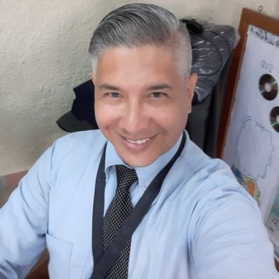 Licdo. Educación, Especialista en Computación #UC. Informático a tiempo completo #TecnólogoEducativo, hablo y leo binario fluido. Papá de #AlfonsoDavid ♥♥