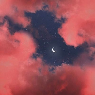 EcenyaS's profile picture. Ecenya