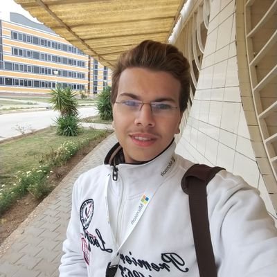 YourAlginis's profile picture. i love all people and love Computer ❤