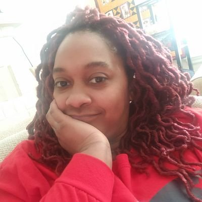 AriesErin's profile picture. 🥣Pampered Chef Consultant 🎶Blockhead 💖 NaughtyFam🎶Hooligan🎙RoRo🤘🏽Planet12 Nation 🐶 Doggy Mom #BarrysFitFam 💪🏽Patriots Nation 🏈  #PettyPedergrass