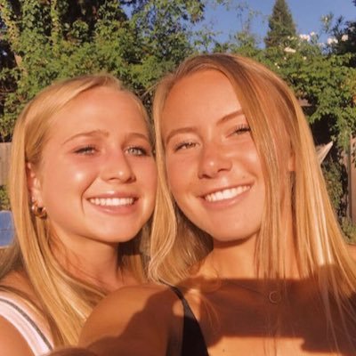 ChloeM0rris's profile picture. 