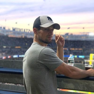 NYC Private Trainer 🏋️♂️
Online Strength & Nutrition Coach,
UConn '10 - BS Kinesiology,
Anything Yankees & 49ers
https://t.co/sEGE3GqnGB