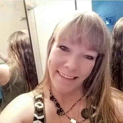 PaintingThePoet's profile picture. Artist, Poet, Photog,lover of Music. Grateful Child of The One True King
Living Life on the 
🎶 Outside🎶 
🖤💜 🖤💜🖤💜🖤💜🖤💜🖤💜🖤