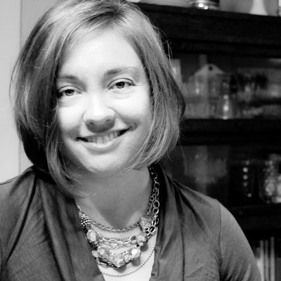 mindywithrow's profile picture. Reader, writer