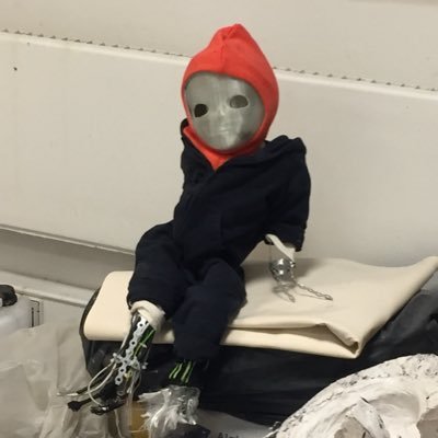 panseia's profile picture. slickpärlor av dibond.