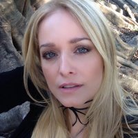Luciana Vendramini (@luvendra_real) 's Twitter Profile