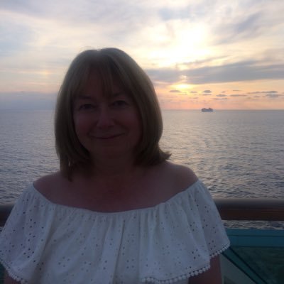 SandDee21's profile picture. Love life  🌈❤️🧡💛💚💙💜🌈#BeKind #Nature #TheArts