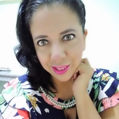 gia_nietsa's profile picture. Mamá de Dereck! Original..auténtica! vivíendo sin reservas! Ingeniera Comercial, Especialista en TTHH Y Seguridad y Salud Ocupacional! cantante frustrada!