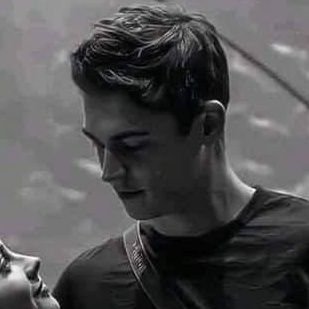 ziero13's profile picture. .