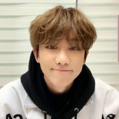 Bora05220813's profile picture. Army💜
Carat💎
One It💚💛💙

Ult bias : The8 (if you haven't guessed it yet)