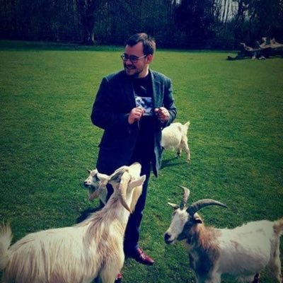 Tom29143367's profile picture. A happy boater, global traveller, lawyer and businessman. Opera, Cricket and theatre. Investor & COM fan 🛢️🇬🇧