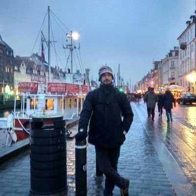 Ivanfhuertas's profile picture. pura vida