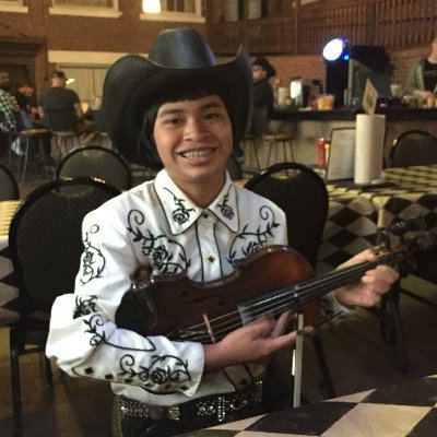 I'm 14 y.o., live in KY. I'm a traditional Bluegrass fiddle player, the 2019 GA State Fiddle Champion (15 & under), & the fiddle player for River City Strings.