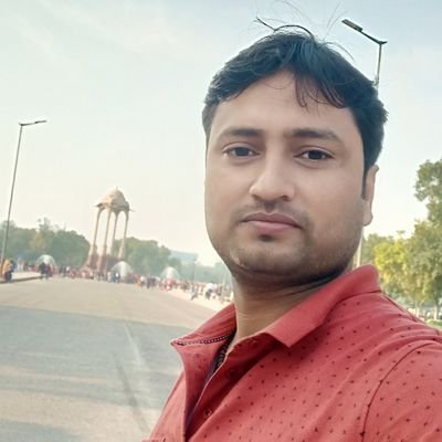 rahuljha585's profile picture. 