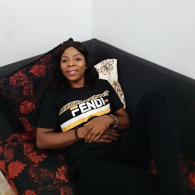 Digital Marketer| Social Media Manager ||UI/UX| Script Writer|| Arsenal ❤||
I enjoy laughing!