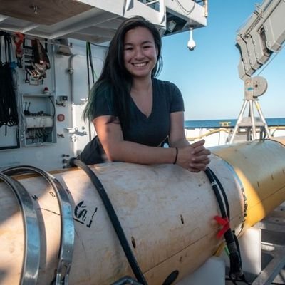 (She/Her) Autonomous Underwater Vehicle Engineer(Using robots to place sensors where and when they need to be there)Tweets are my own.