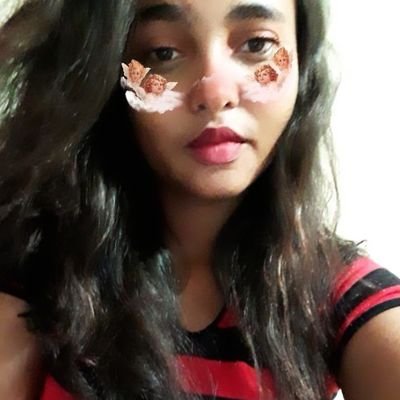 sou muito estrorvetida , gosto de varios tipos de musica .. e achoo q todo mundo deve ser o q é naum importa o q os outros digam...♥♥
