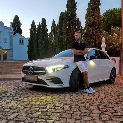 Portugal 🇵🇹
Instituto Superior técnico.
A vida é um momento, vive a agora!
Instagram: @andrecarvalho1997
