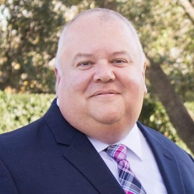 I'm a husband, I'm a dad, I'm a grandpa, I love college football and I love to smoke meat.
Tweets my own.