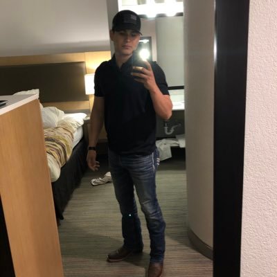 pecina_rene's profile picture. 