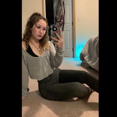 izzynorthwest Profile Picture