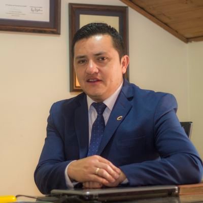 #Abogado #AdministradorPúblico #Especialista #Docente #Consultor #Máster Ex Secretario Jurídico y de Gobierno en la @AlcaldiaTunja Ex-Gerente @ItboyBoyaca