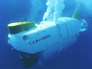 tact126's profile picture. 電磁気学を駆使して、津波やら火山やらを調べている地球物理学者です。7歳の娘と4歳0歳の息子達に癒されつつ、日々奮闘中です。2025年1月までドイツ在住。