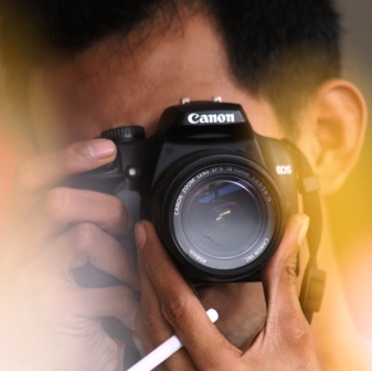 I'm just a Moviemaker for documenter and Journalist freelance at my city who  love the culture and spread it to other people
