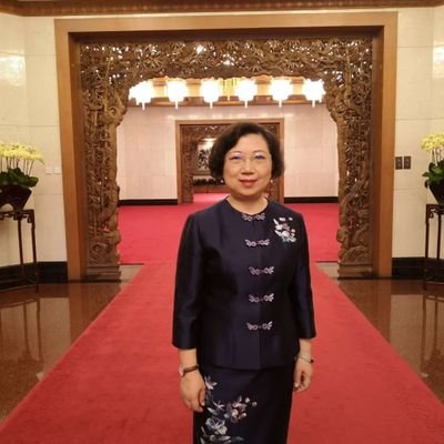 Embajadora de la República Popular China