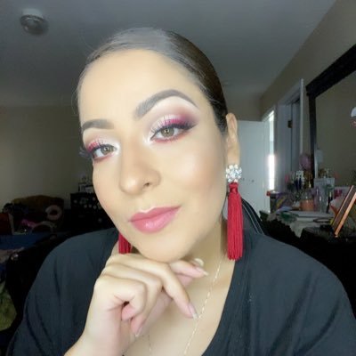 Laura47925959's profile picture. 