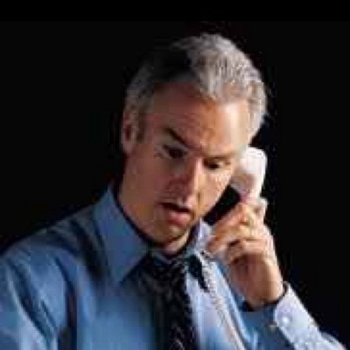 Its_the_auditor's profile picture. Was an auditor but was blown to bits after signing his own death warrant.