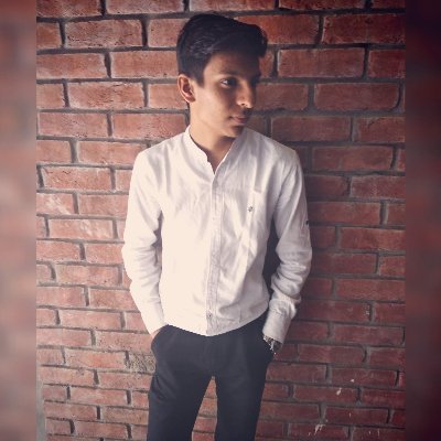 romilj3's profile picture.