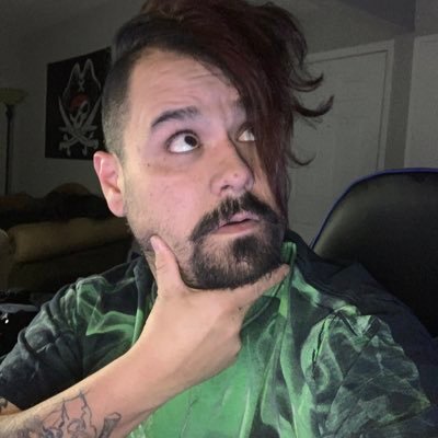 Gamer that just is here to enjoy life on the daily grind!