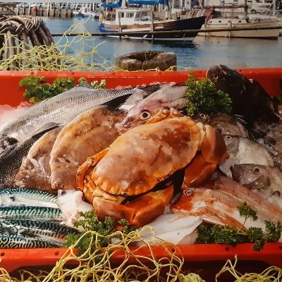 Pengelly's fishmongers, Looe, Liskeard and online. The finest day-caught Cornish fish and shellfish, now available online . Fighting to regain our waters !!