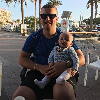 AndyMcCulloch_'s profile picture. 