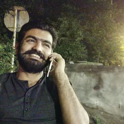 A common Pakistani aiming to highlight current affairs & issues through humour, satire & fun.
Facebook : https://t.co/fJimtlSjkr
