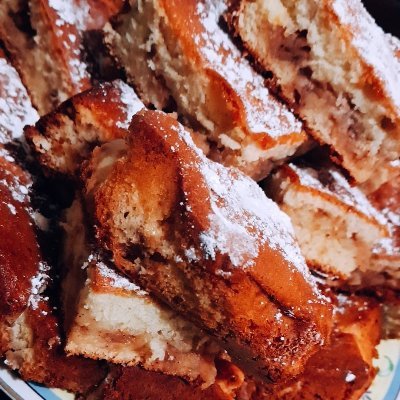 This is a love story between a pastry chef and the wonders she makes every day to make people https://t.co/MznIWugVTV don’t have to take my word for it, just give us a visit!