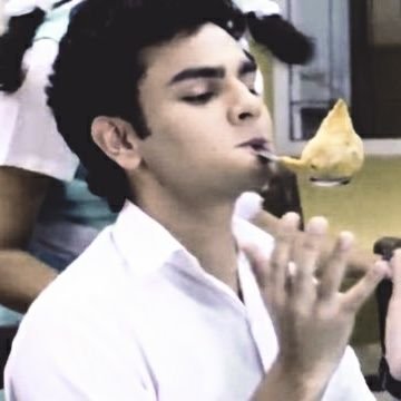 P_for_ponga's profile picture. mai hu aap sabka favourite Pandit! Always by Sameer and Munna aka my best friends' side. Samosa lover forever 💘