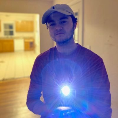 itssmitchbitch's profile picture. “And even the sun sets in paradise”